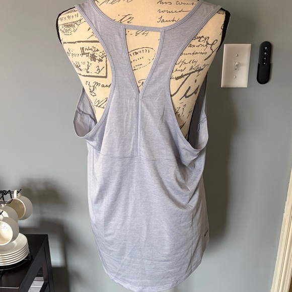 Women's Light Periwinkle XL Athletic Top by RBX NWOT - Picture 4 of 4